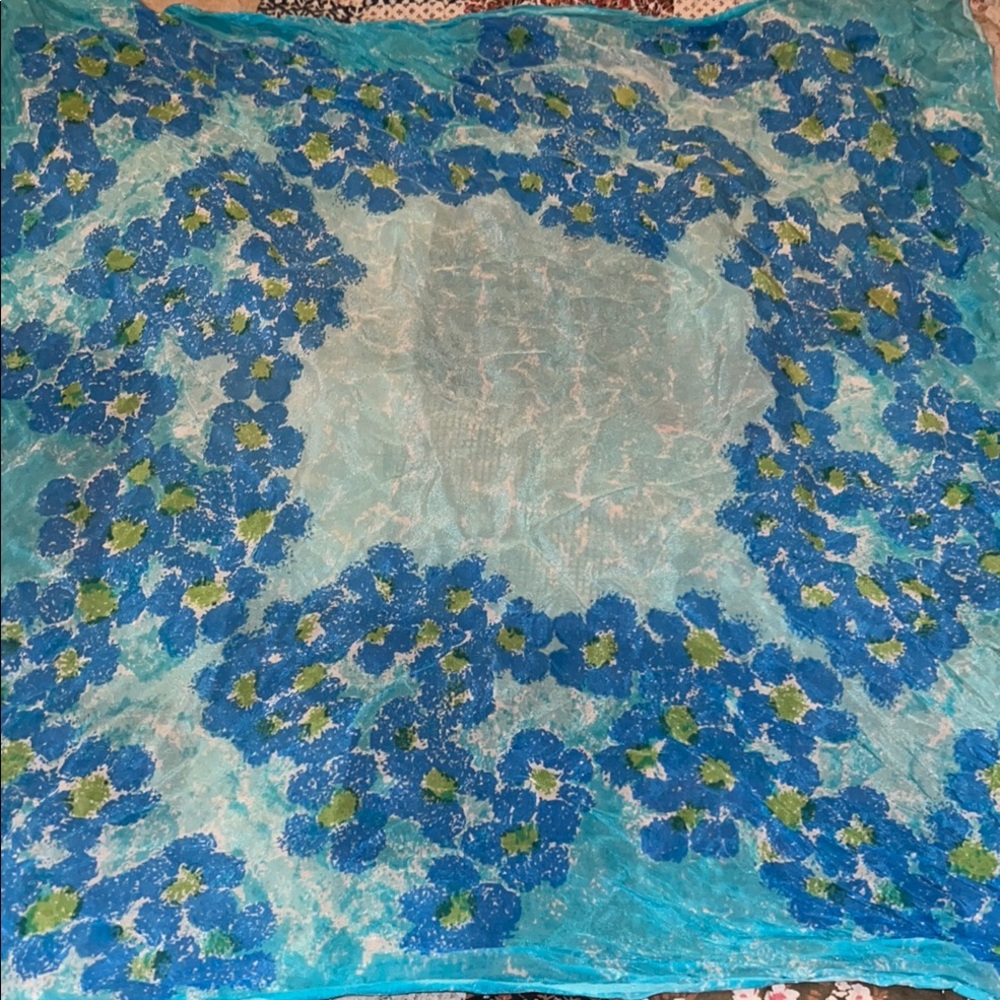 MCM Vera Neumann hand rolled silk blend Japan Floral Blue Green Scarf ladybug